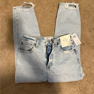 Abercrombie & Fitch High Rise The Mom Jeans - Light Blue